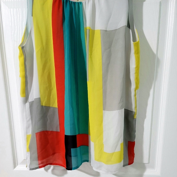 Cleo Women's Petite Brightly Colored Sleeveless Blouse Size S - Picture 7 of 12